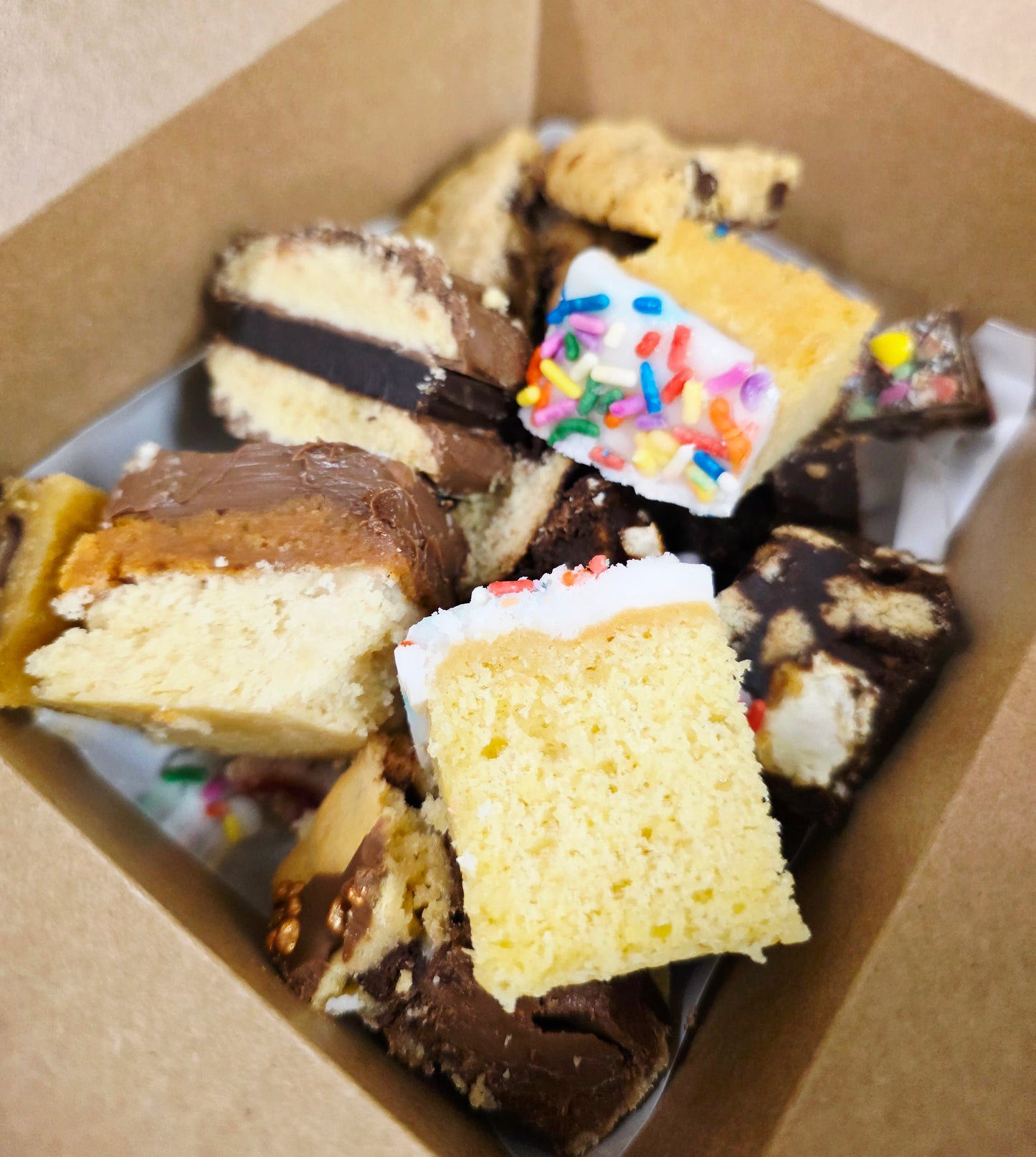 Random Mixed Box Could contain any allergens!