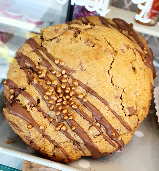 Nutella Stuffed Cookie