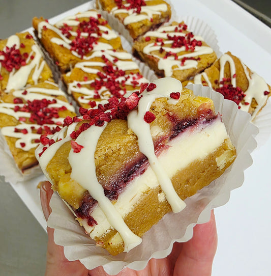 White Chocolate & Raspberry Cookie Bar