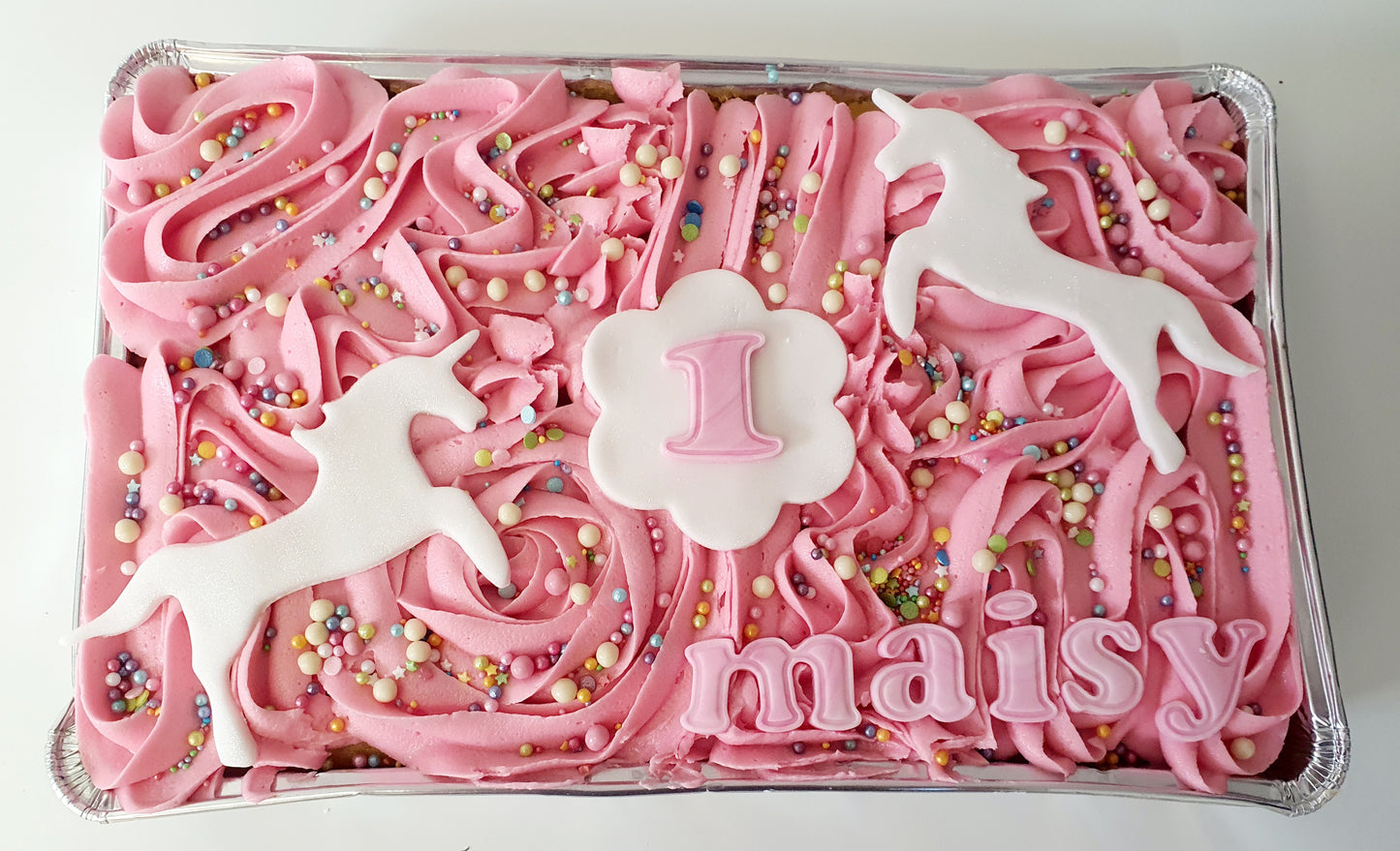 Celebration Traybakes - Small to feed 8