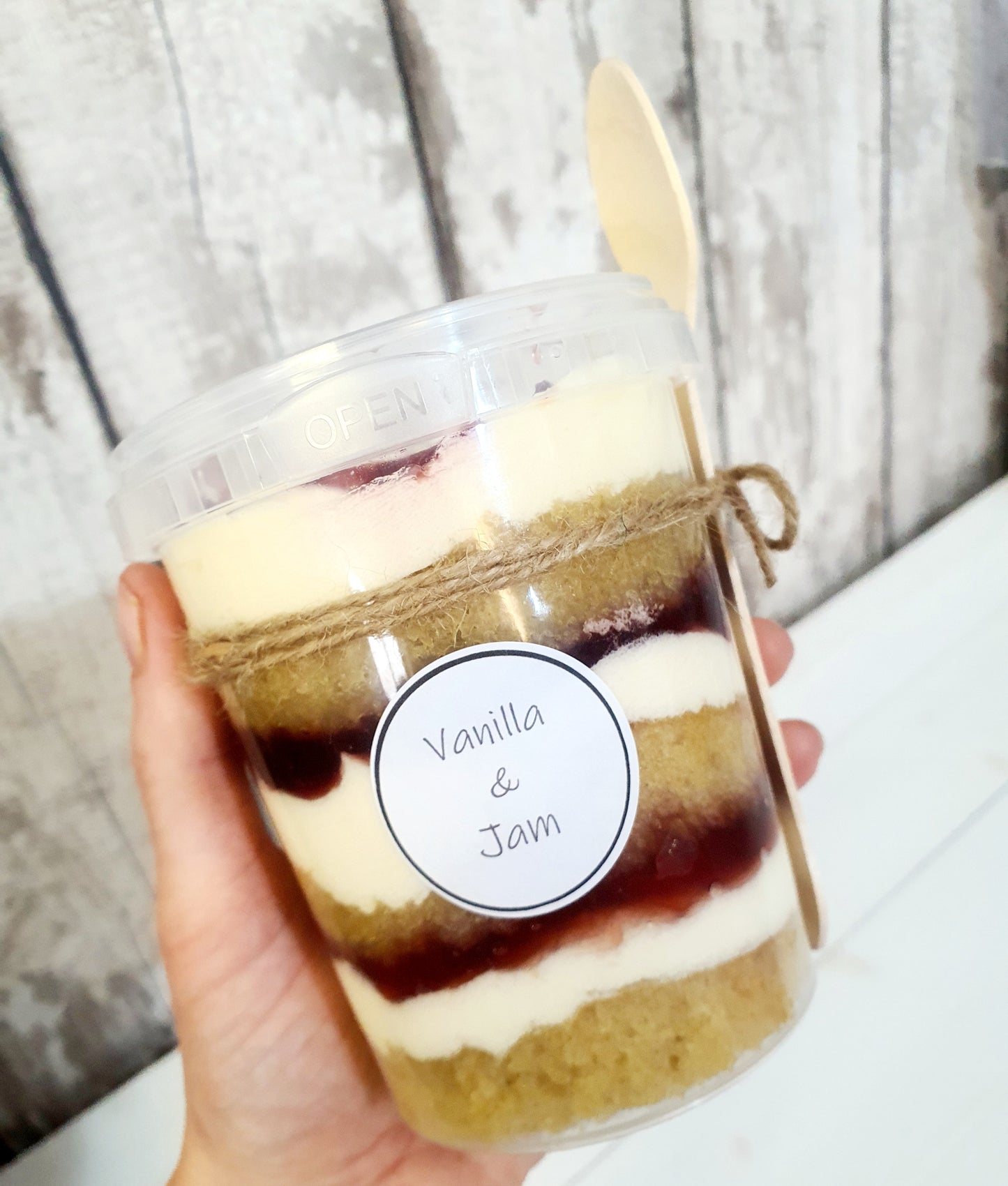 Cake Jars - Vanilla & Jam