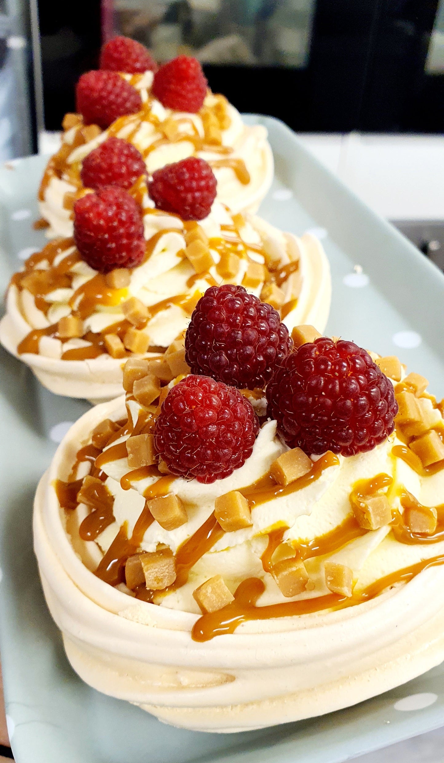 Raspberry & Toffee Pavlova SINGLE - Xmas Week Pre Order Only